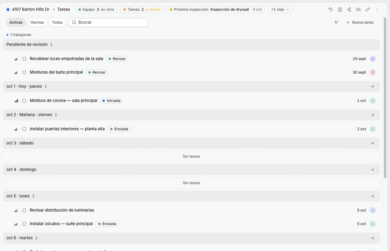 Tareas del proyecto — asignadas al equipo, con fotos y fechas límite
